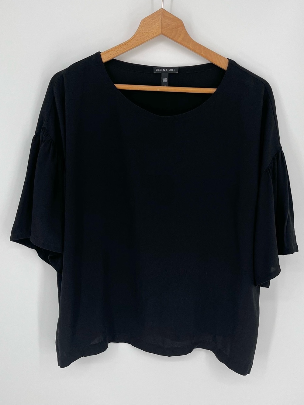 Eileen Fisher Silk Georgette Crepe Top Women’s Size Small in Black - EUC!